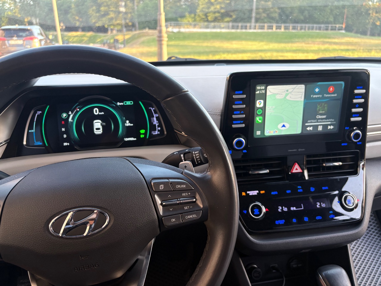 Hyundai IONIQ - фото 5