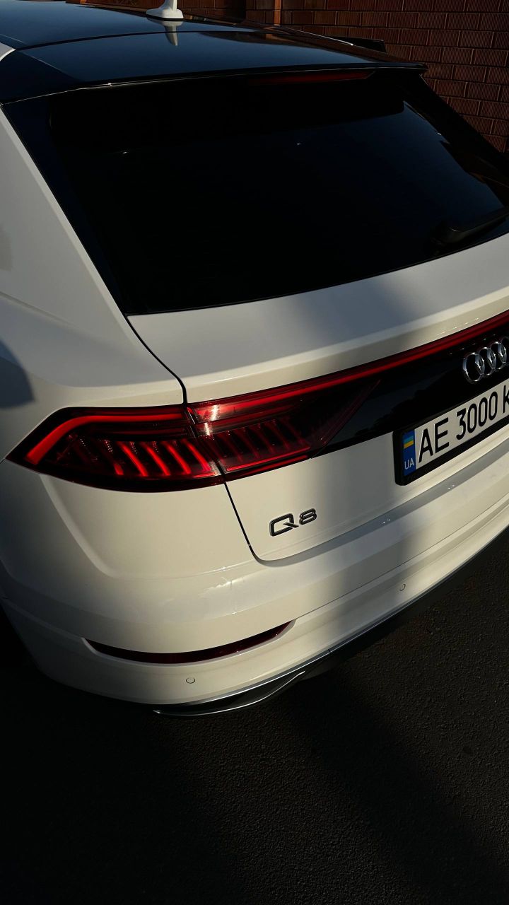 Audi Q8 - фото 4