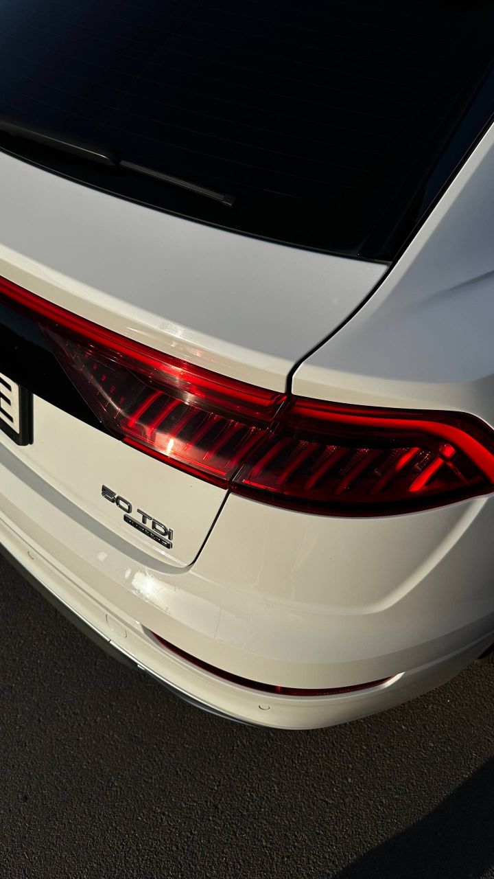 Audi Q8 - фото 9