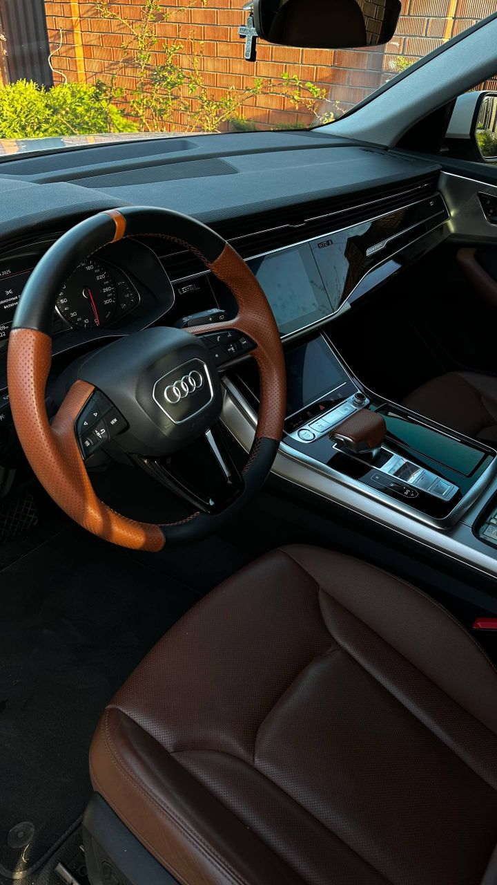 Audi Q8 - фото 11