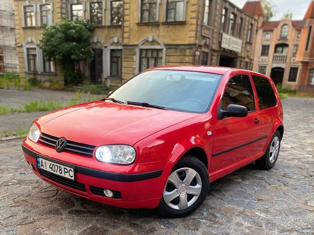 Volkswagen Golf - зображення 1
