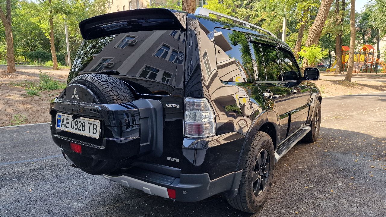 Mitsubishi Pajero - фото 8