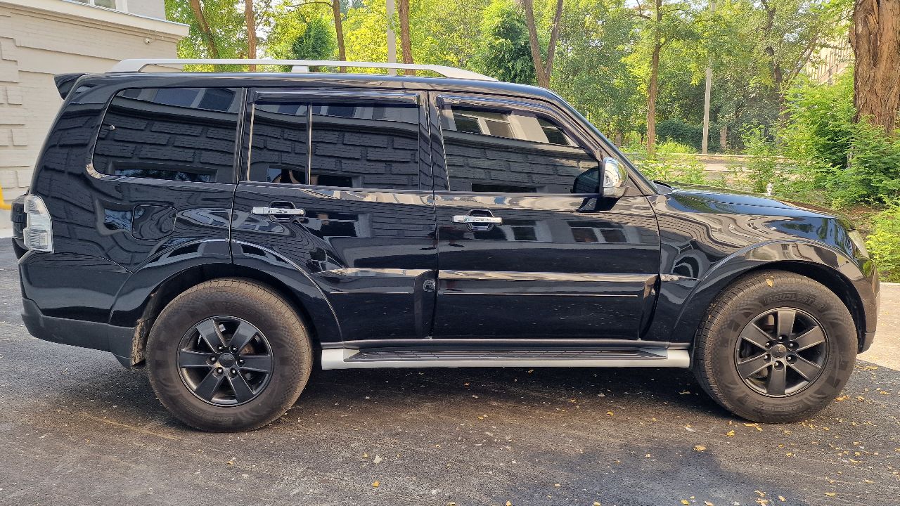 Mitsubishi Pajero - фото 10