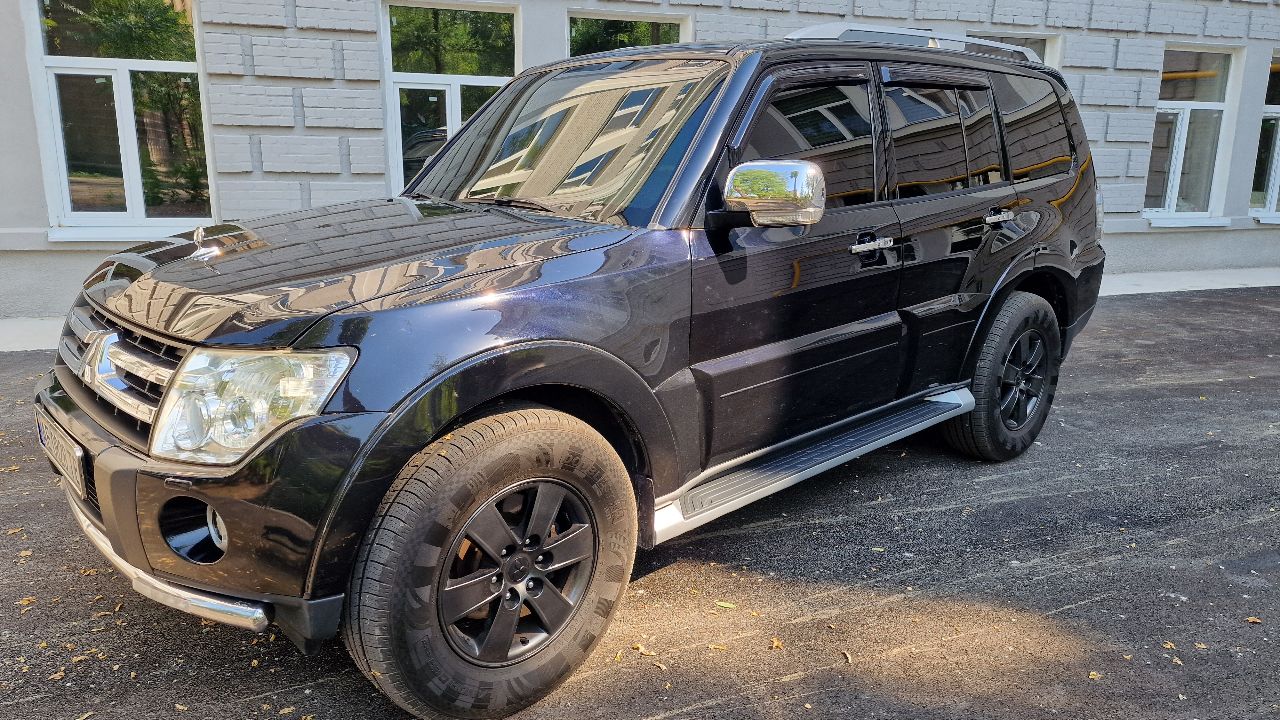 Mitsubishi Pajero - фото 14