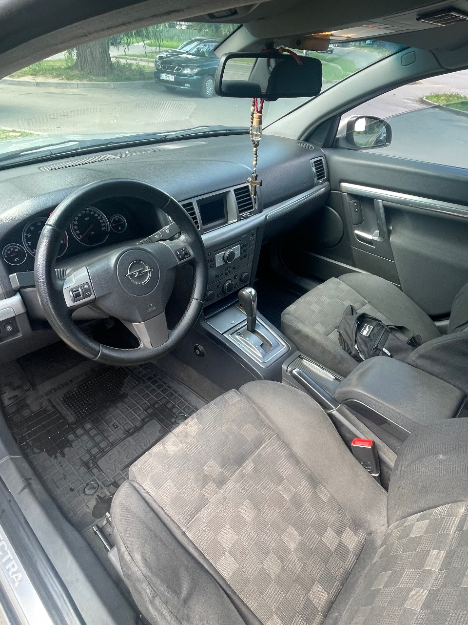 Opel Vectra - фото 8