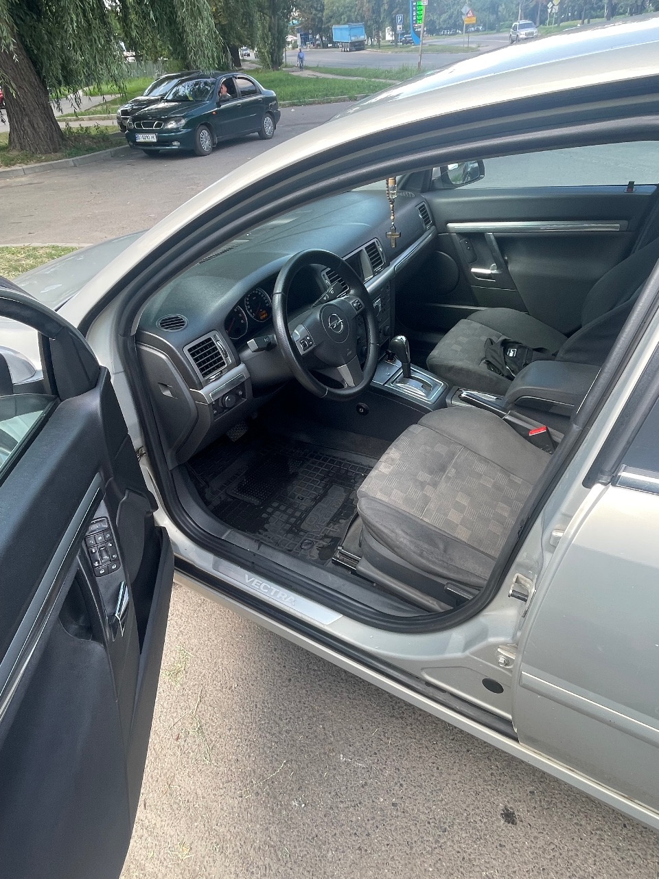 Opel Vectra - фото 9