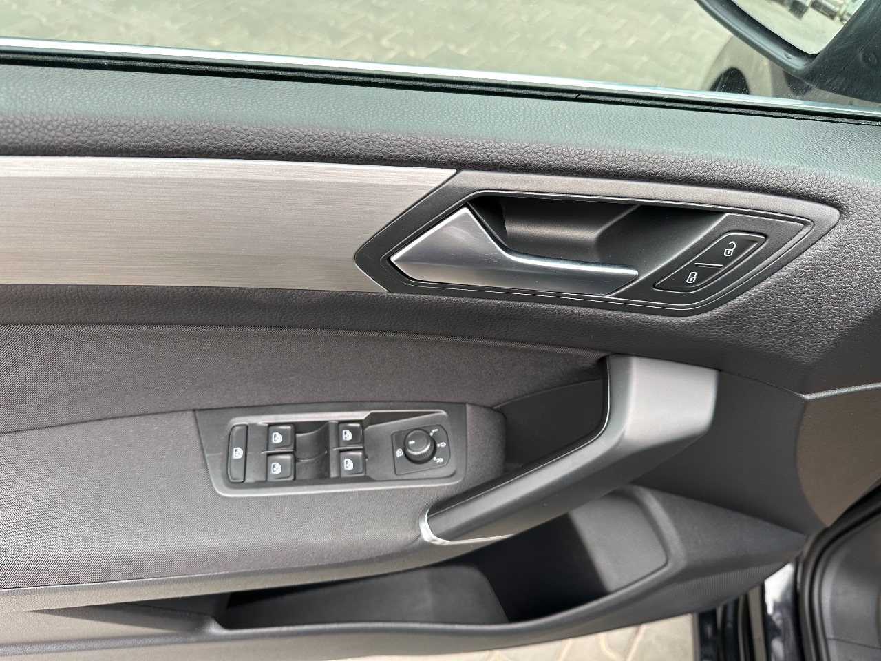 Volkswagen Touran - фото 45