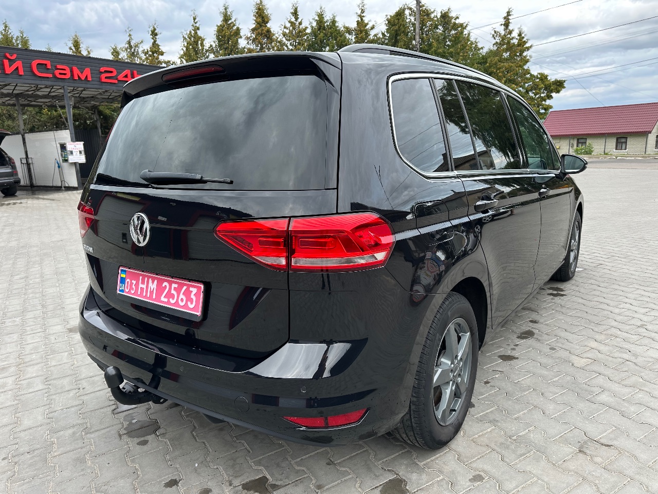 Volkswagen Touran - фото 13