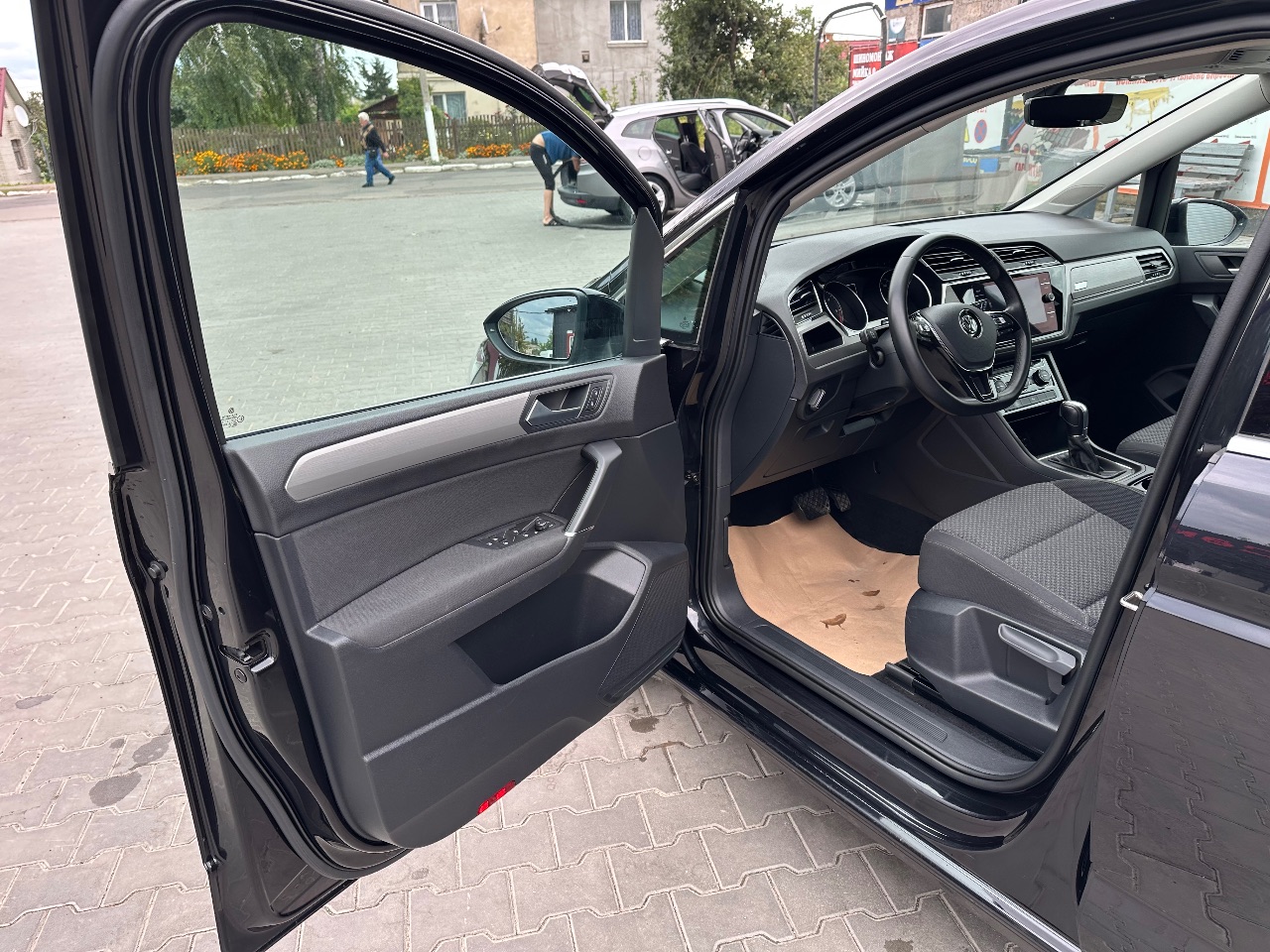 Volkswagen Touran - фото 22