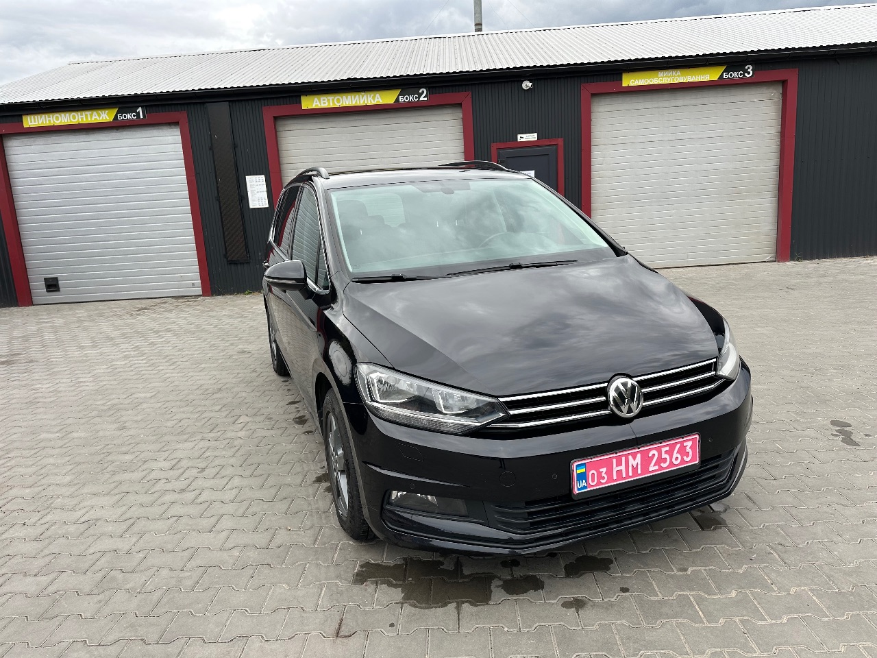 Volkswagen Touran - фото 4