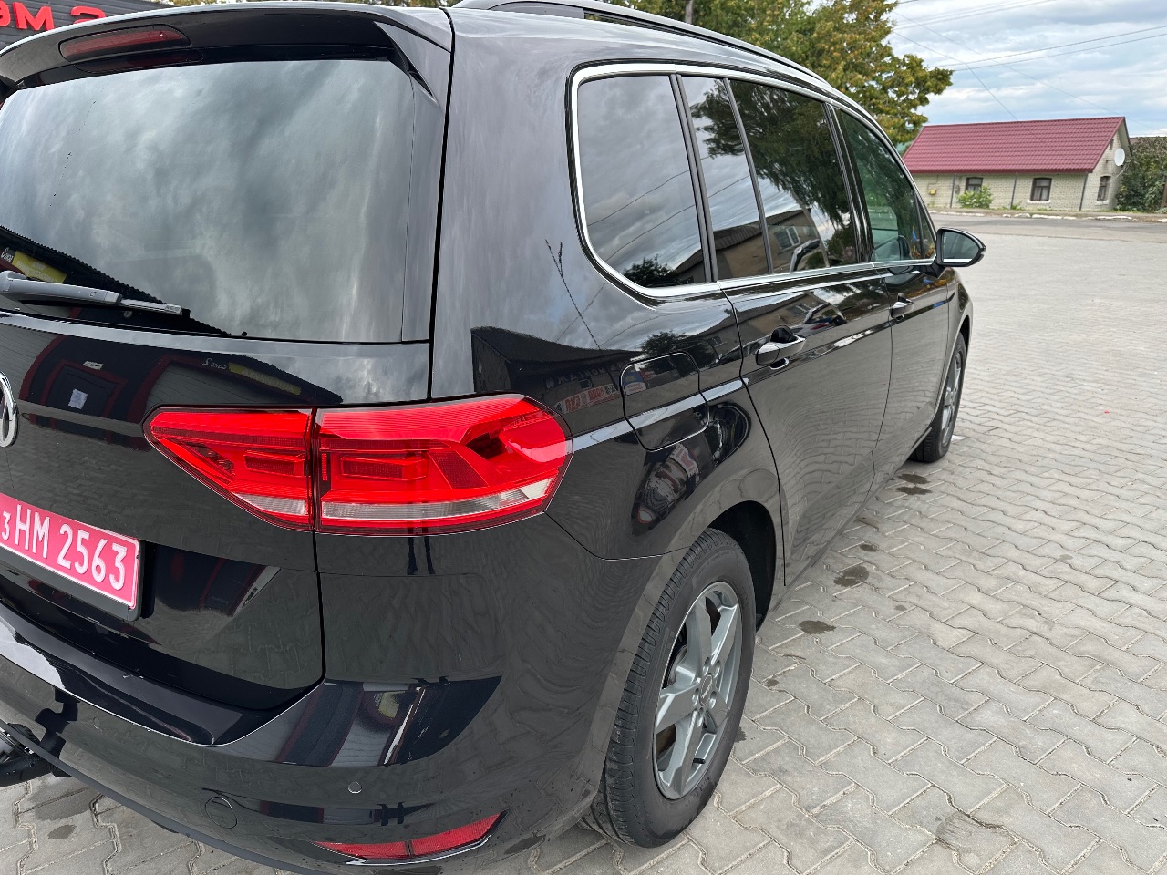 Volkswagen Touran - фото 21