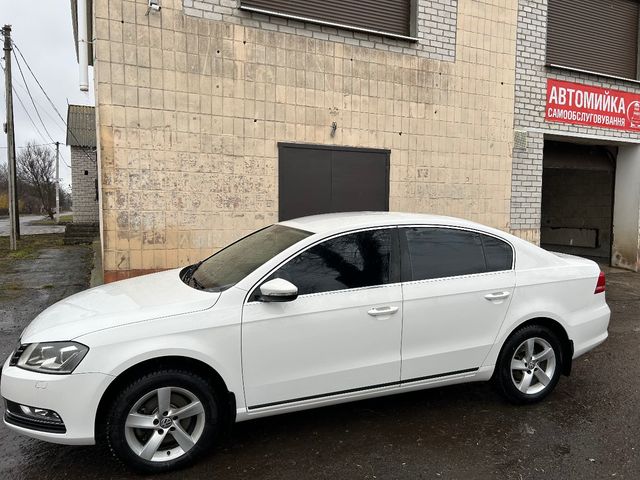 Volkswagen Passat 2012, Семенівка, $11 300 - зображення 2