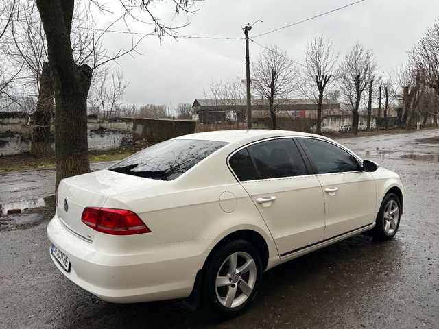 Volkswagen Passat 2012, Семенівка, $11 300 - зображення 3