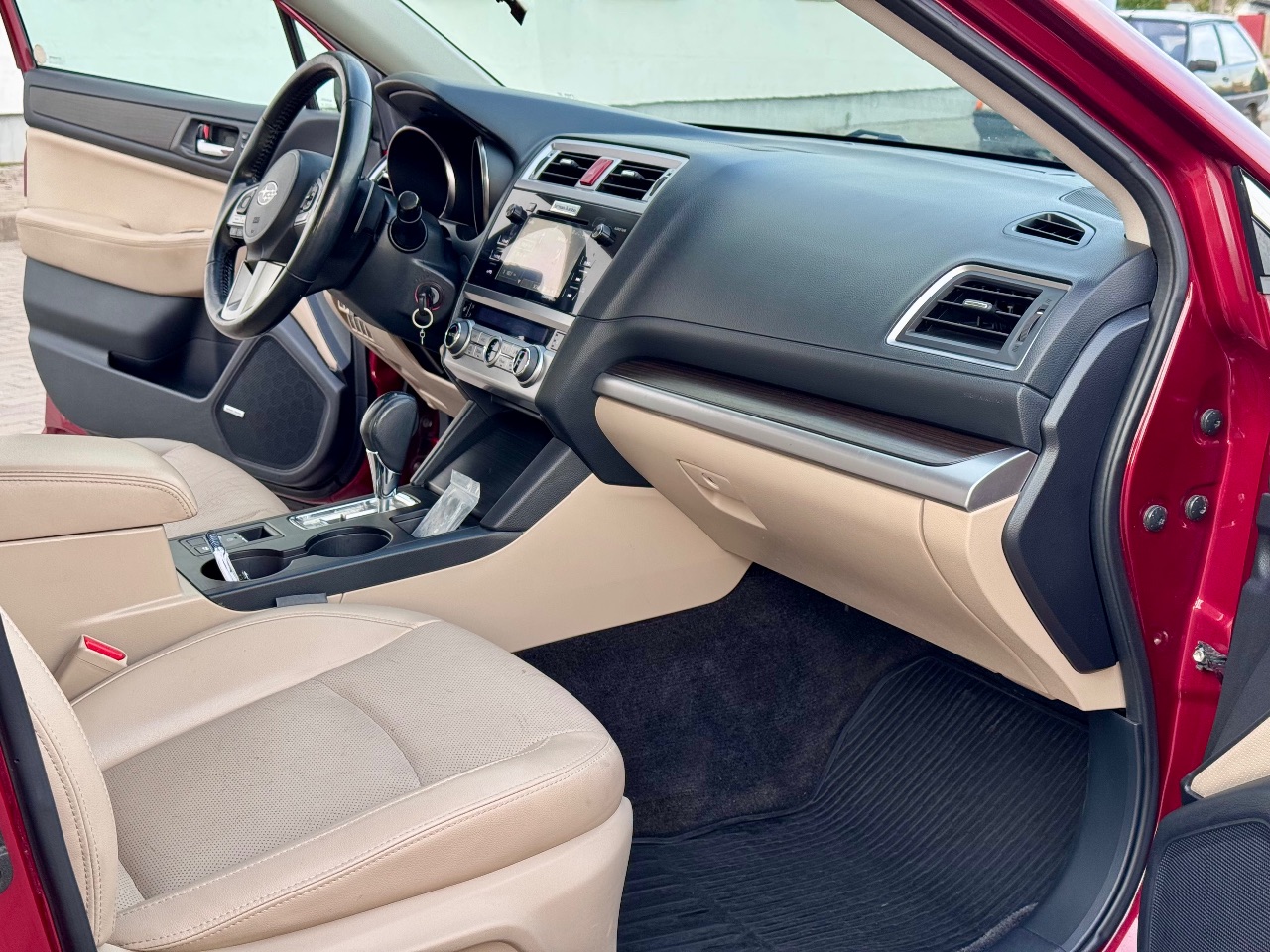 Subaru Legacy - фото 11