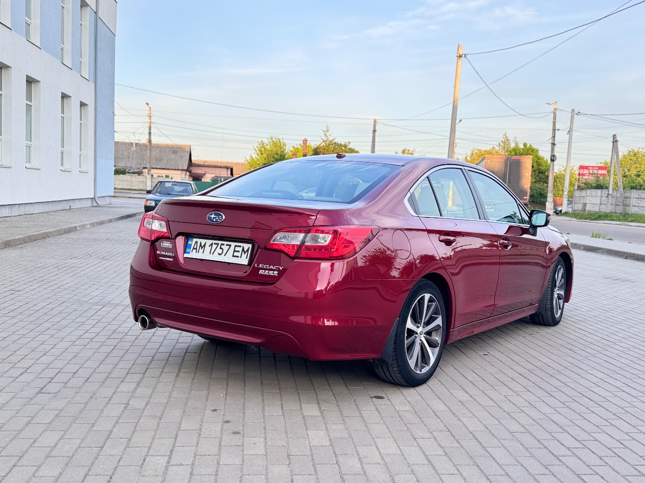 Subaru Legacy - фото 6