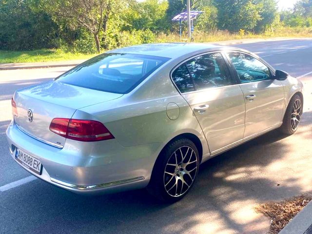 Volkswagen Passat 2012, Коростень, $11 550 - зображення 4