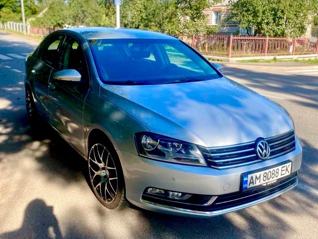 Volkswagen Passat 2012, Коростень, $11 550 - зображення 3