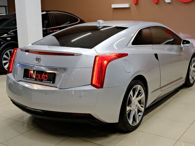 Cadillac ELR - фото 5