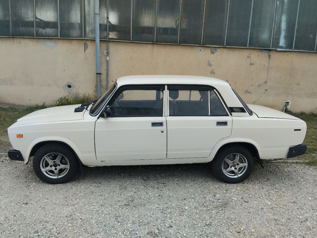 Lada (ВАЗ) 2107 - зображення 1