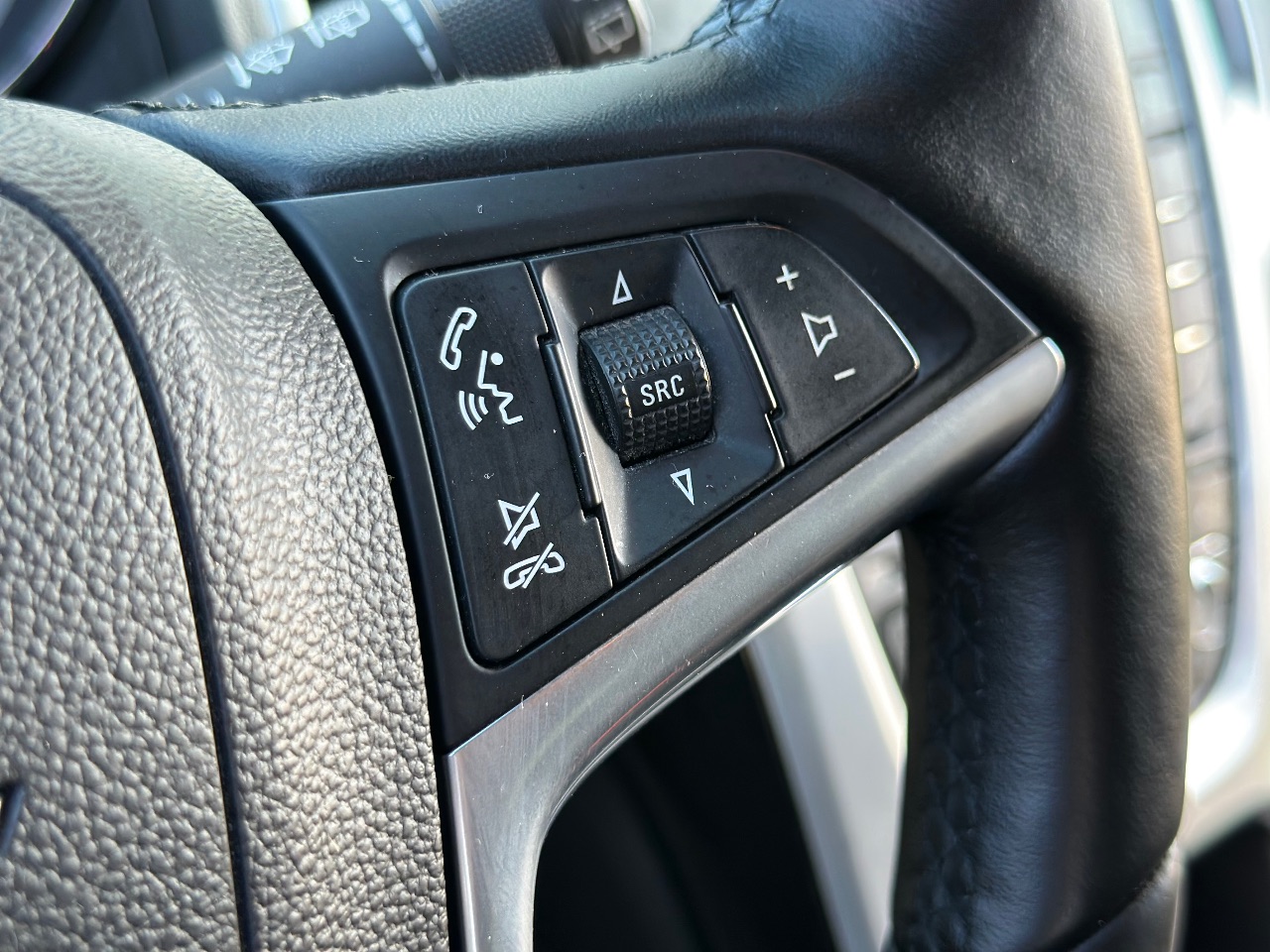 Opel Astra - фото 16