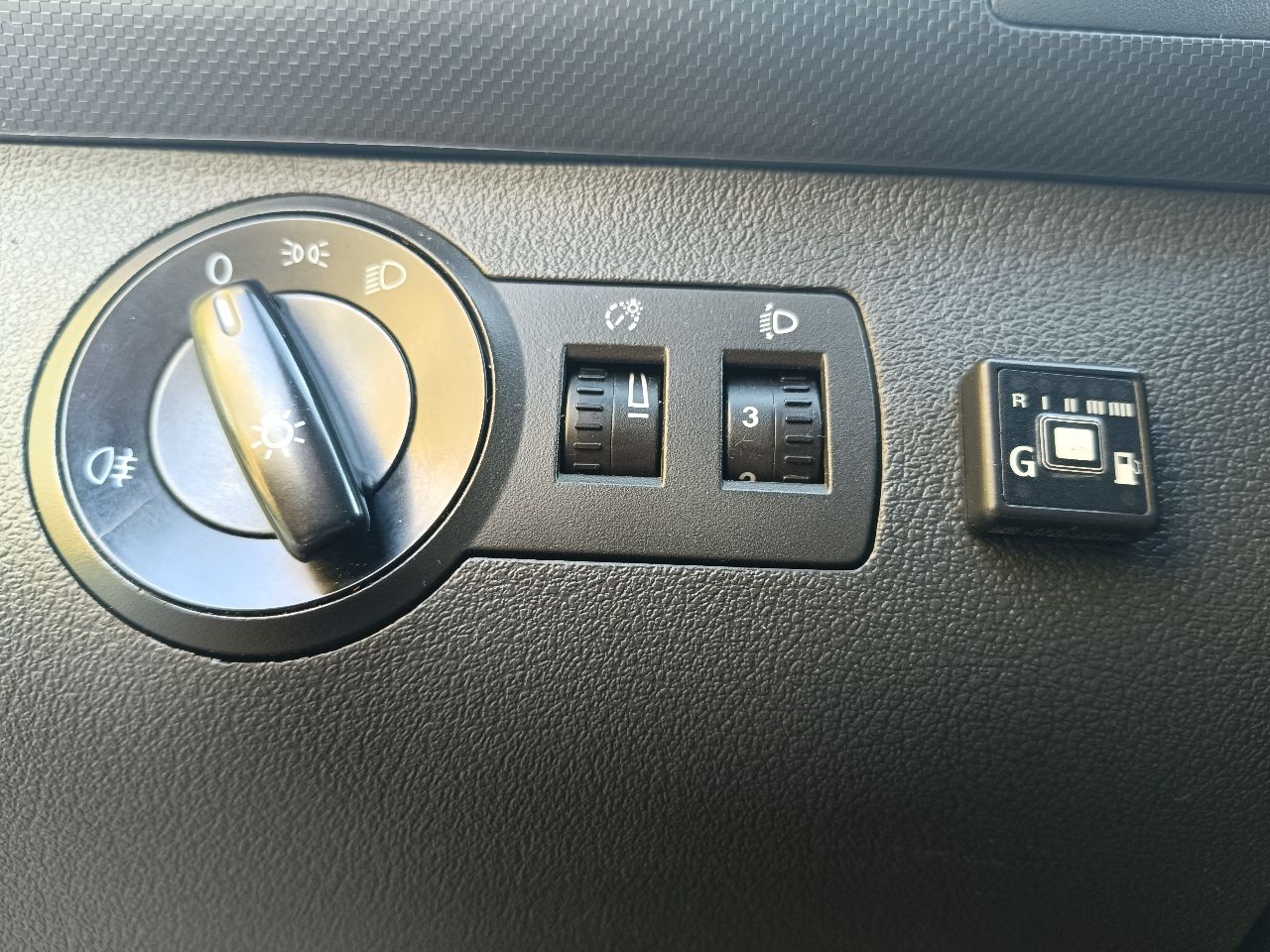 Volkswagen Caddy - фото 14