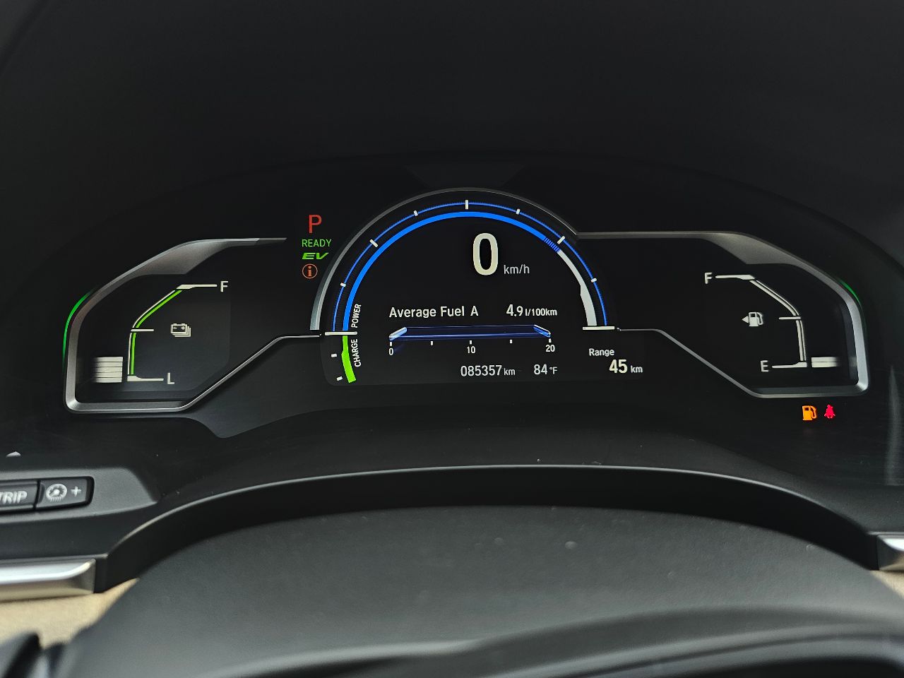 Honda Clarity - фото 11