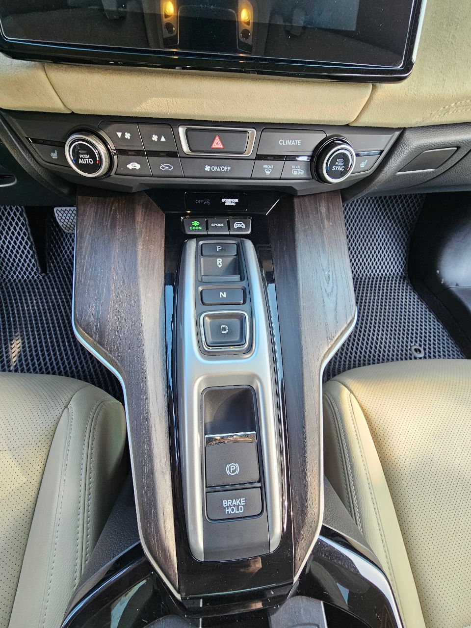 Honda Clarity - фото 12