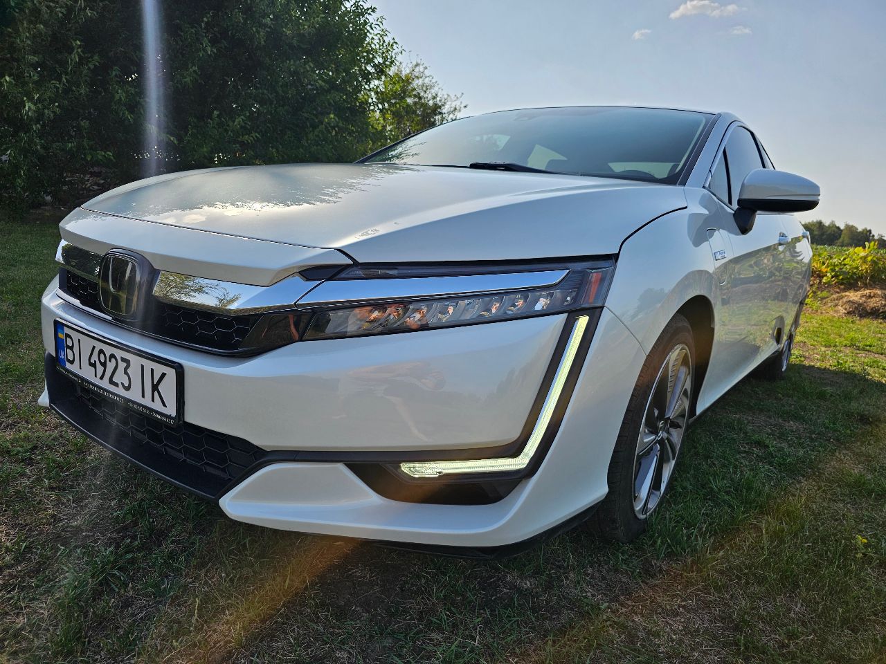 Honda Clarity - фото 2