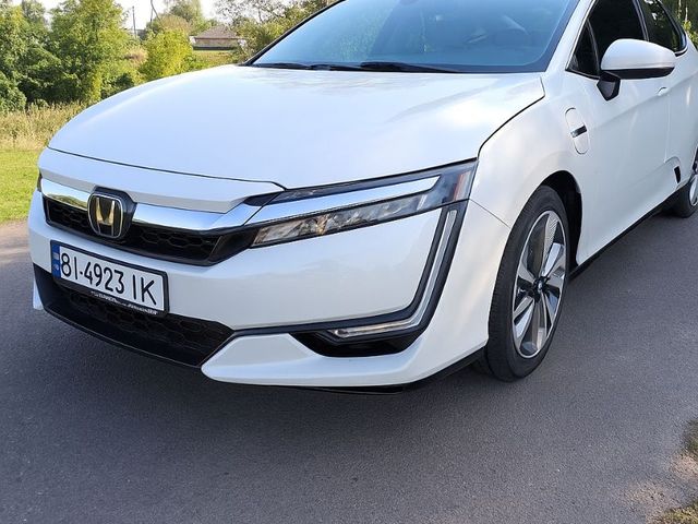 Honda Clarity - зображення 1