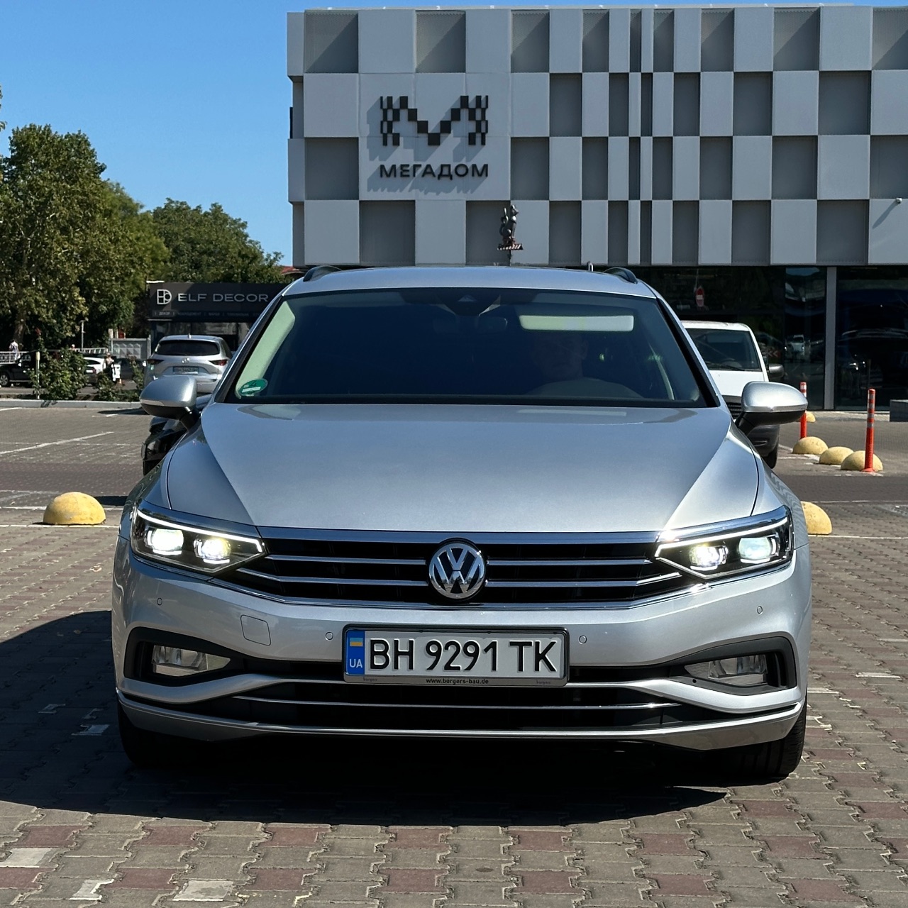 Volkswagen Passat - фото 3