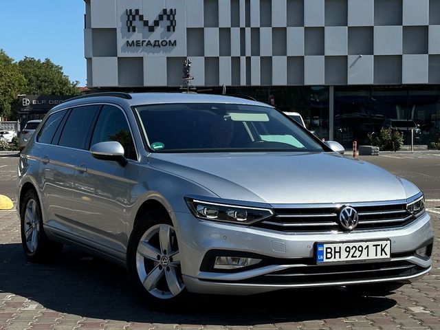 Volkswagen Passat - фото 1