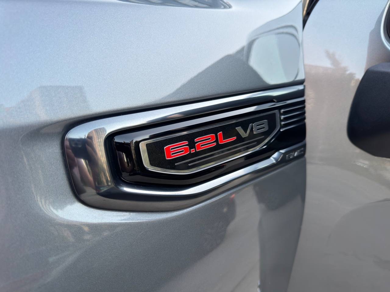 GMC Sierra - фото 12