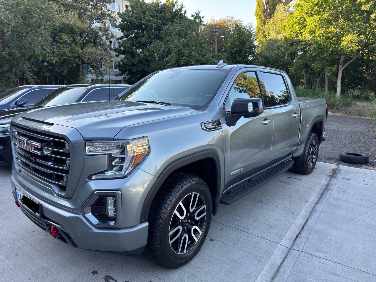 GMC Sierra - фото 10