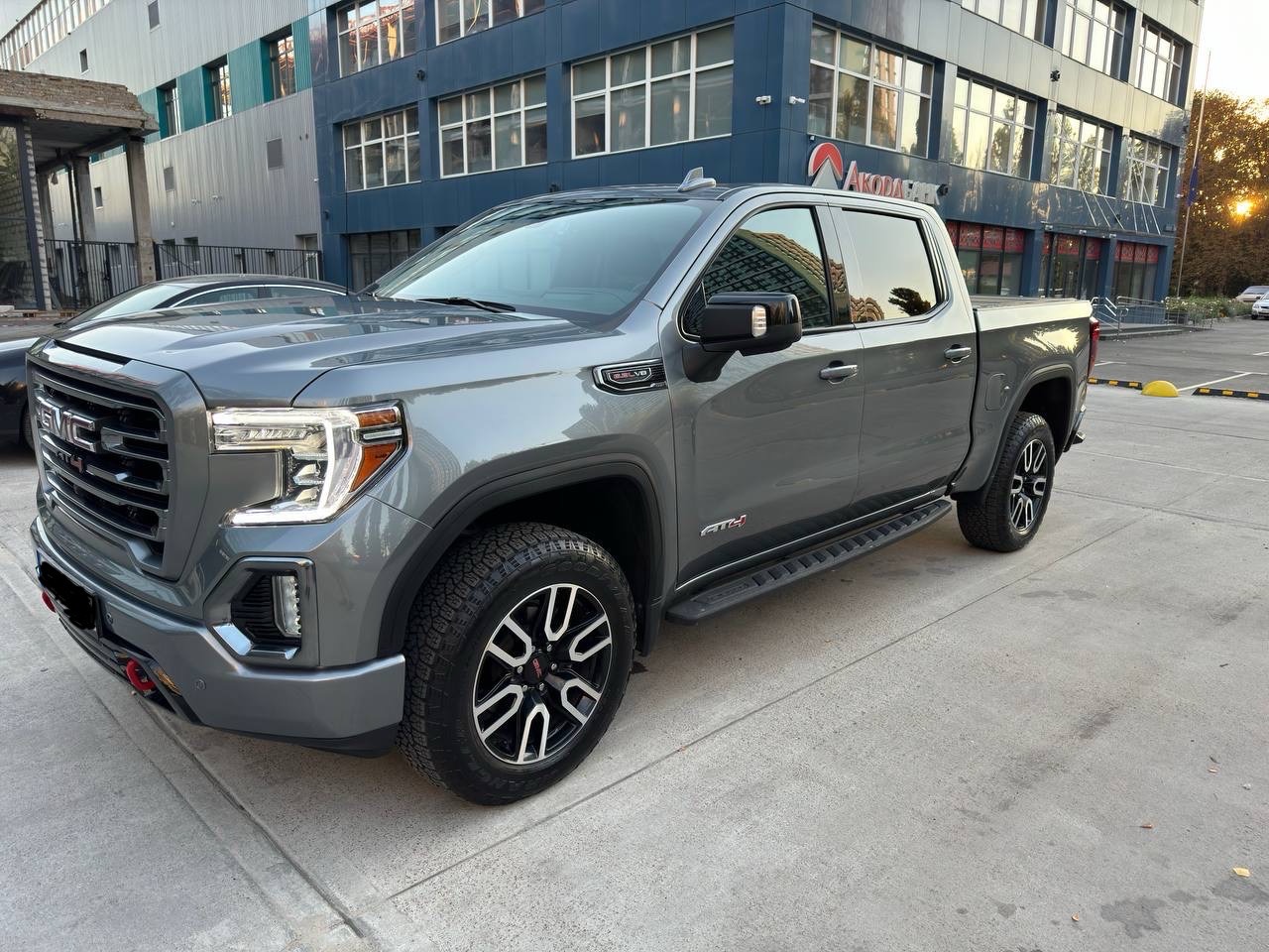 GMC Sierra - фото 31