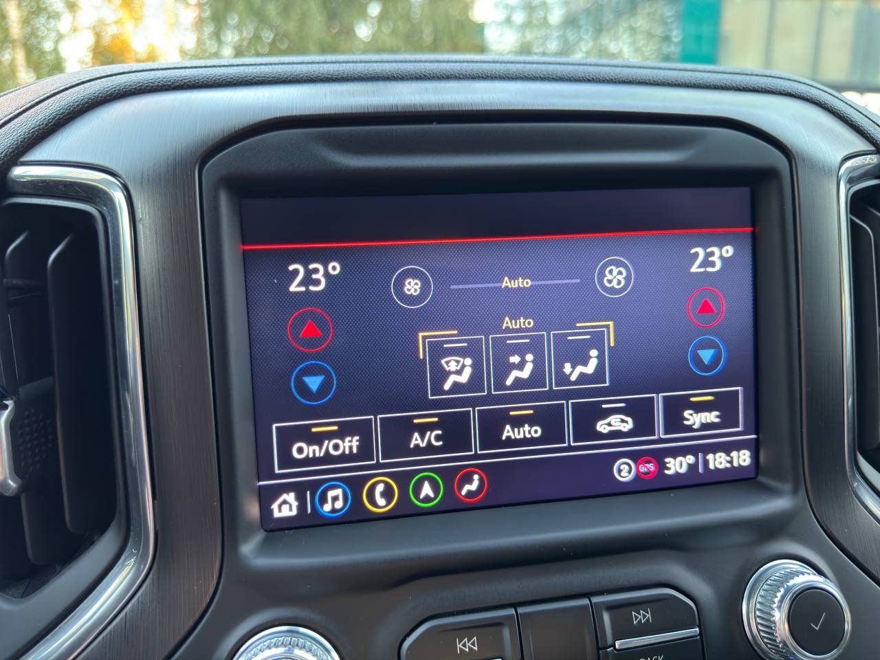 GMC Sierra - фото 22