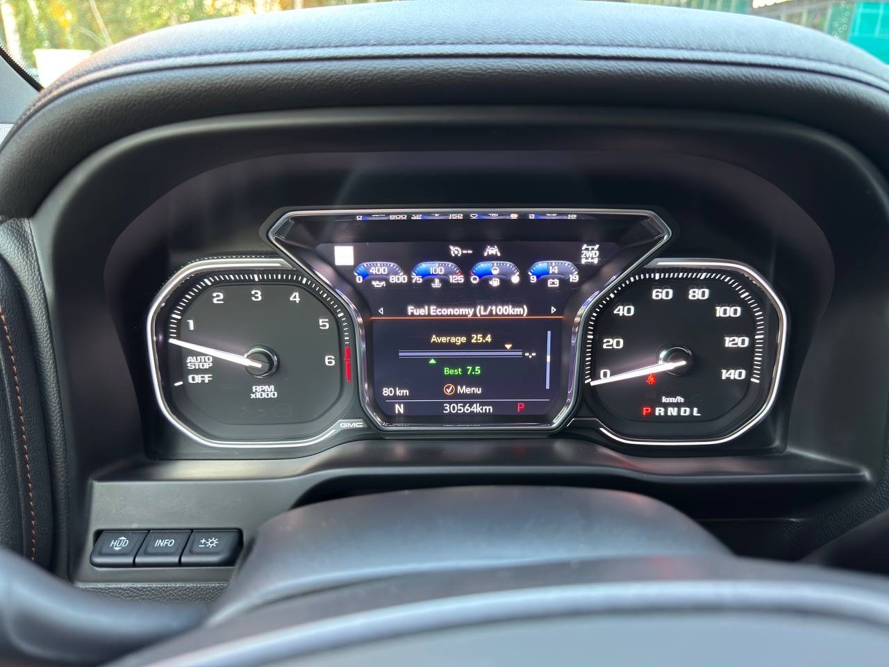 GMC Sierra - фото 18