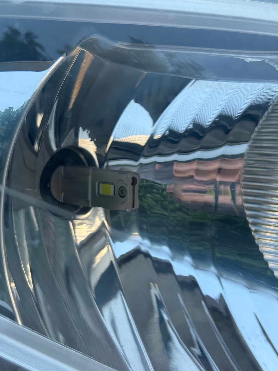 Renault Clio - фото 17