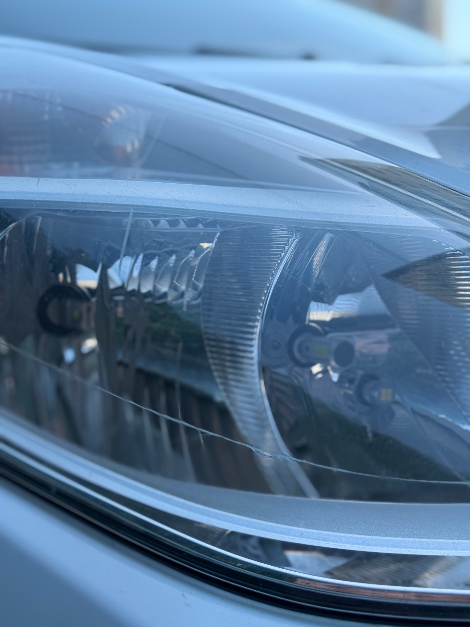 Renault Clio - фото 18