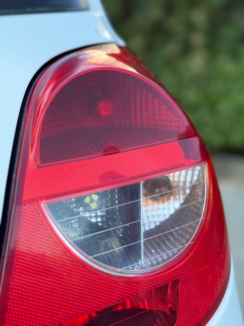 Renault Clio - фото 16