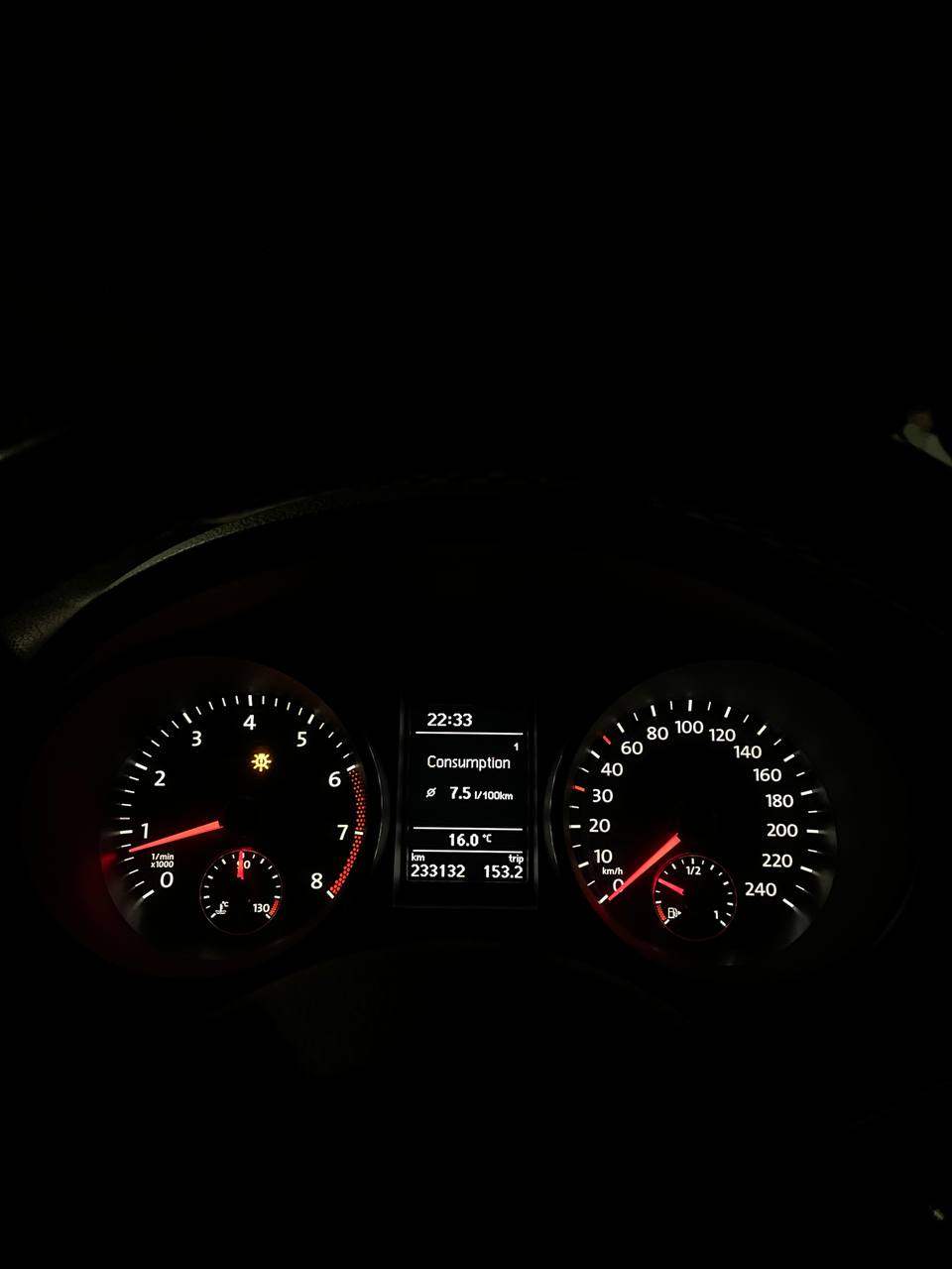 Volkswagen Golf - фото 5