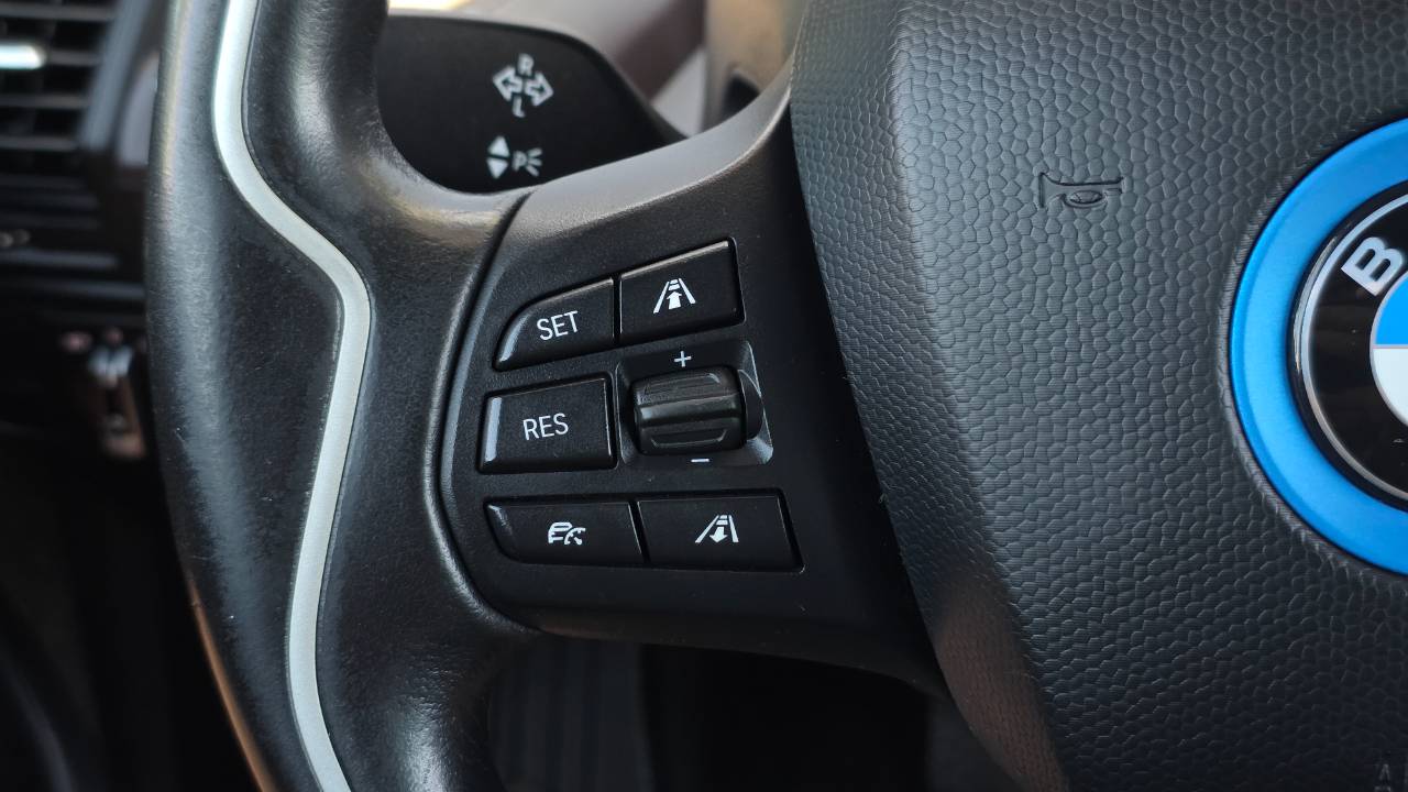 BMW i3 - фото 49