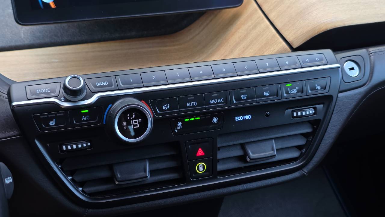 BMW i3 - фото 46