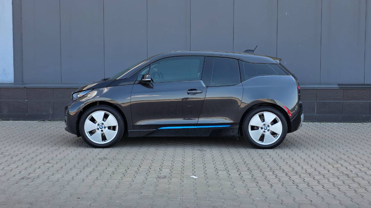 BMW i3 - фото 4