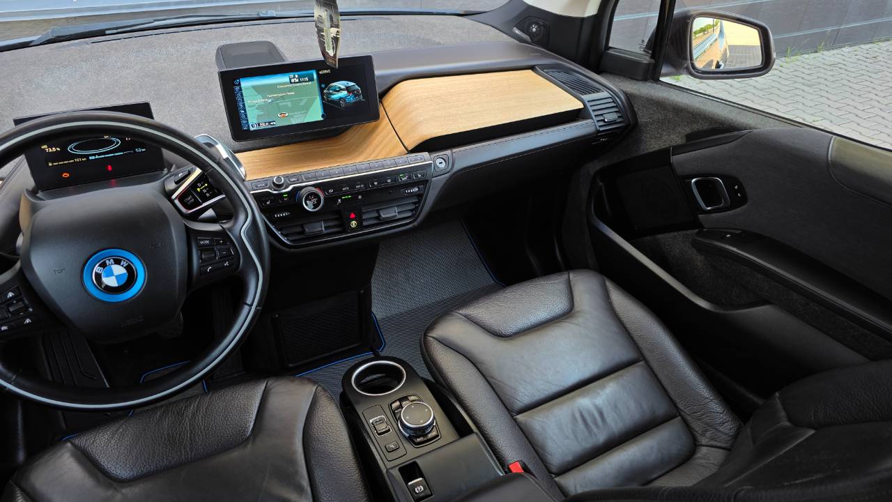 BMW i3 - фото 20