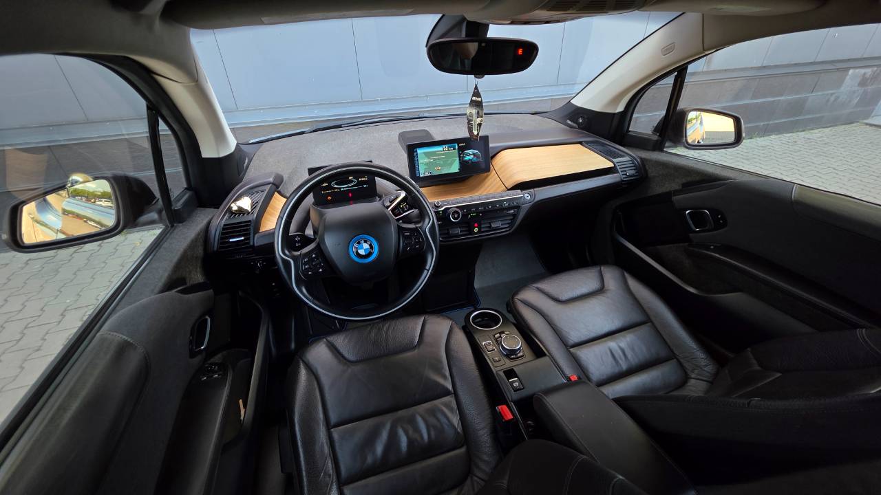 BMW i3 - фото 26
