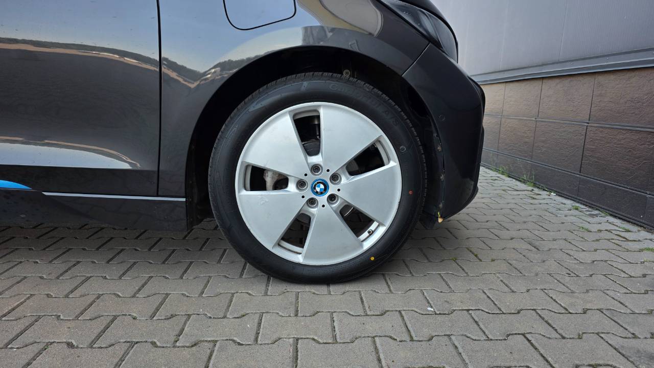 BMW i3 - фото 36