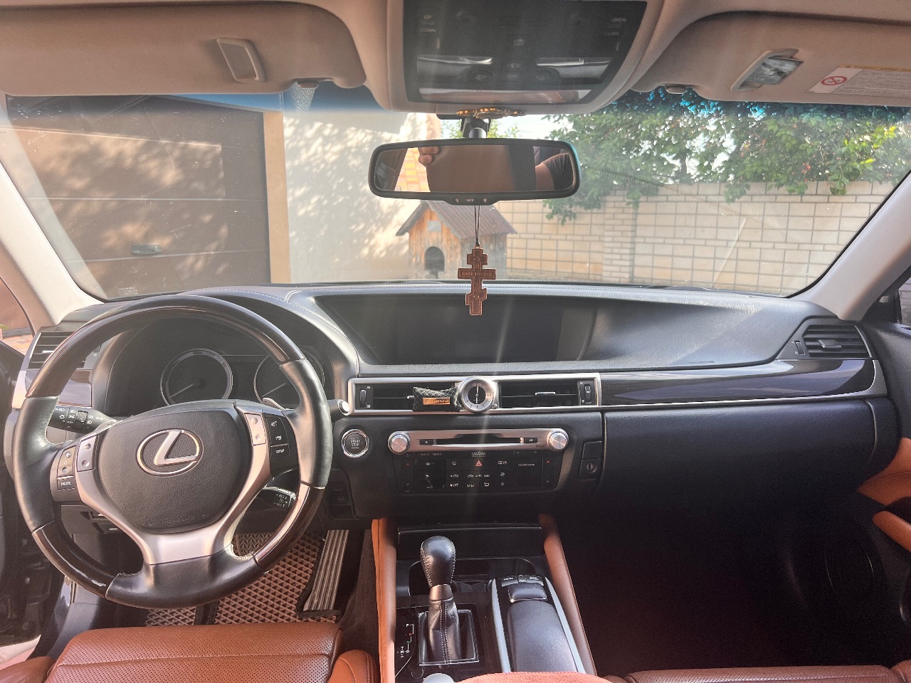 Lexus GS - фото 13