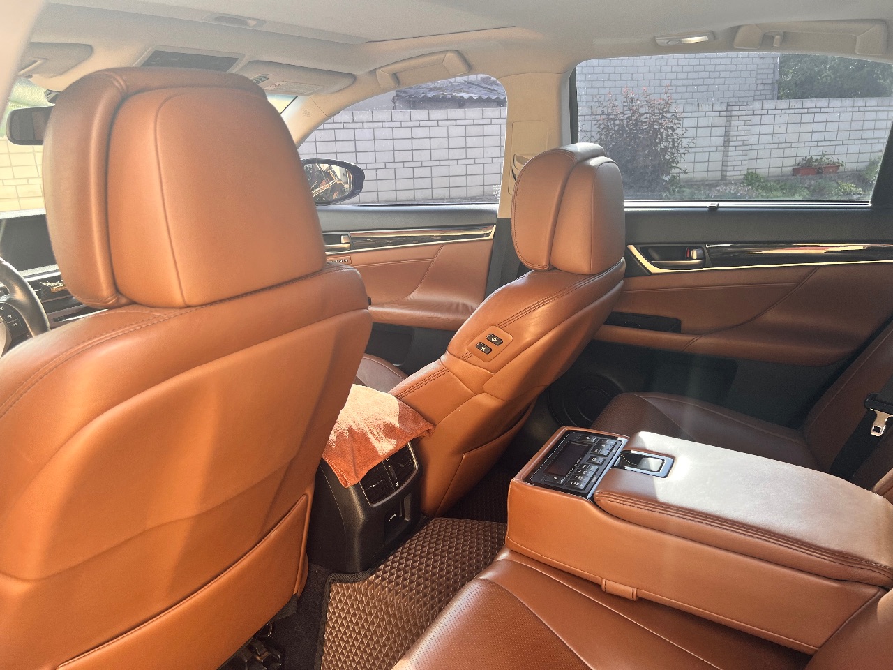 Lexus GS - фото 10