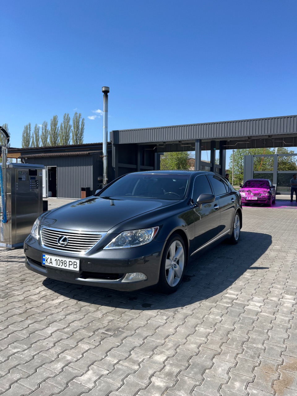 Lexus LS - фото 40