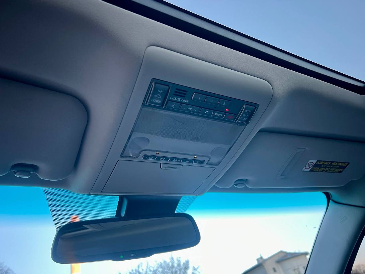 Lexus LS - фото 37